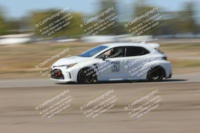 media/Oct-04-2025-OnGrid (Sat) [[44bd565ffa]]/Green Group/Grapevine/